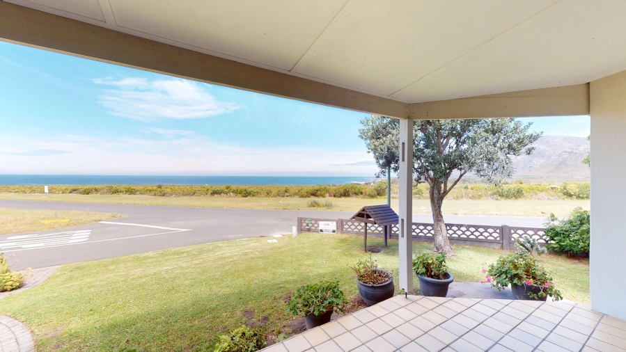 3 Bedroom Property for Sale in Palmiet Western Cape